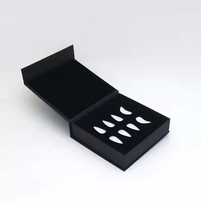 qualità  Embossing Cosmetic Packaging Box For Luxury Press On Nails fabbrica